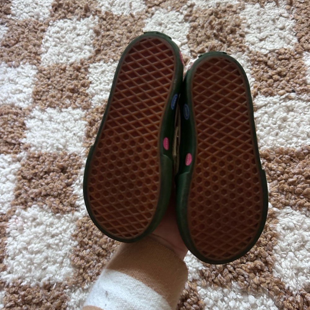 Avocado Vans - Picture 2 of 3